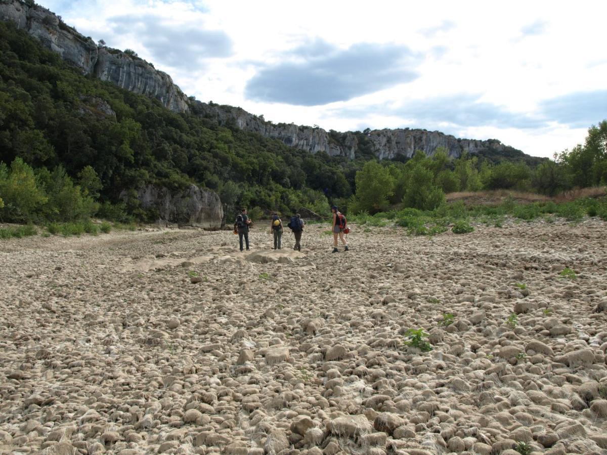 Ferienwohnung Blauzac Au Gardon D'Uzes Exterior foto